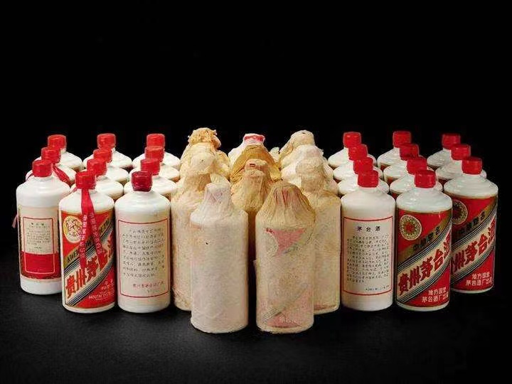 丰宁日照岚山回收酒价格哪里回收(附近上门回收茅台酒）?